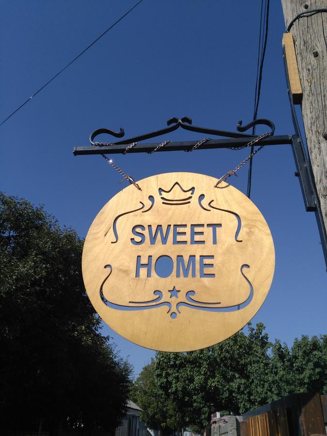 Art House Sweet Home 奇姆肯特 外观 照片
